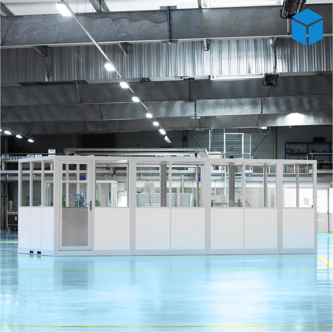 Cabine d’atelier palettisable 7x3m finition blanche en bâtiment industriel