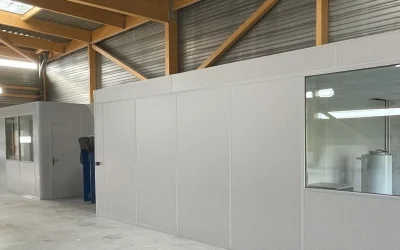 Aménagement de cabines d'atelier. Solution bureau pour entrepôt de métallerie en Normandie